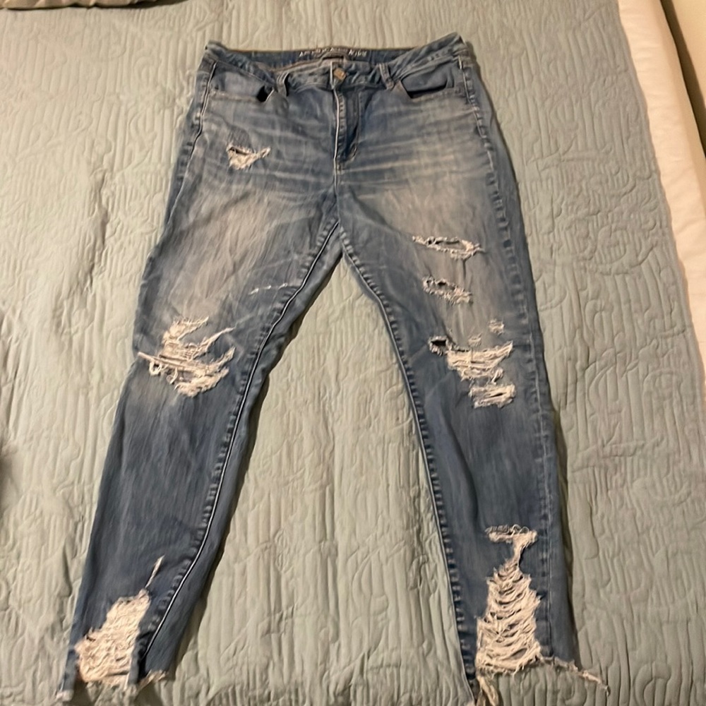 American Eagle Distressed High Rise Jegging- Size 14